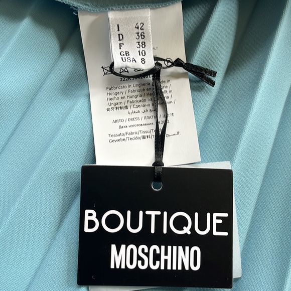 Never used still has tags Moschino dress - Picture 4 of 5